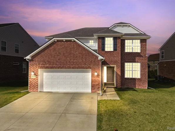 50782 Ross St, Canton, MI 48187