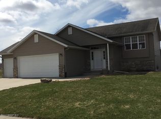 2907 20th Ave SE, Rochester, MN 55904