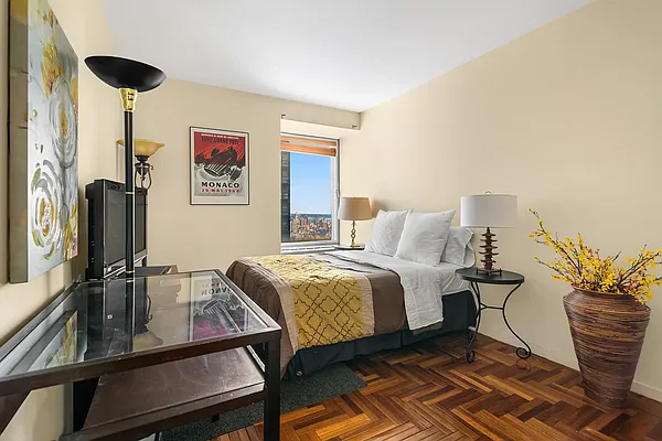 Rented by Compass | media 15