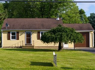 202 Voorhees Corner Rd, Flemington, NJ 08822