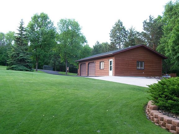 Detached garage with heated workshop
