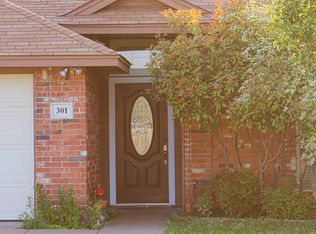 301 Vista Ridge Dr, Venus, TX 76084