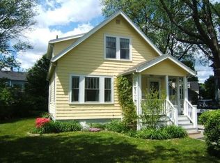 12 Laurel Ct, Marblehead, MA 01945