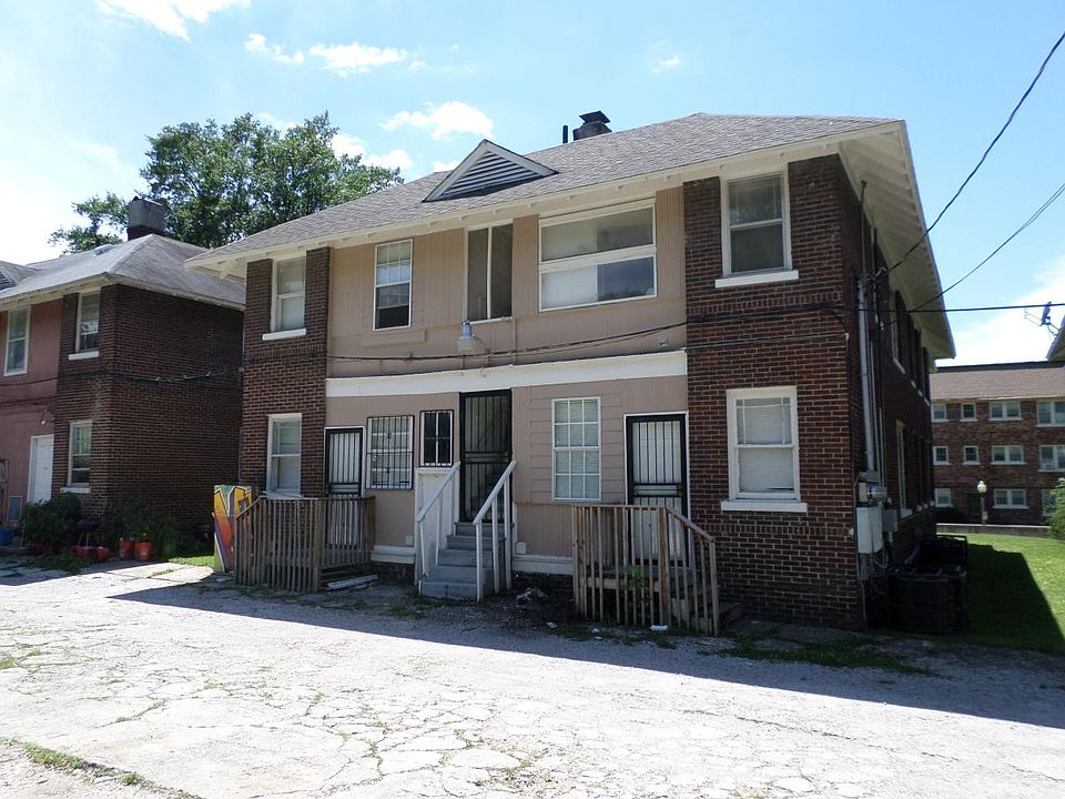 2nd image of 172 Clark Pl APT 3
