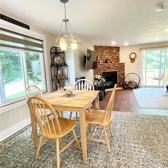 8423 Bubbling Springs Dr — Photo 17