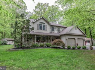 103 Sweetwater Dr, Honey Brook, PA 19344