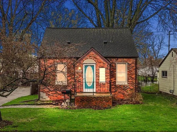 21740 Francis St, Saint Clair Shores, MI 48082