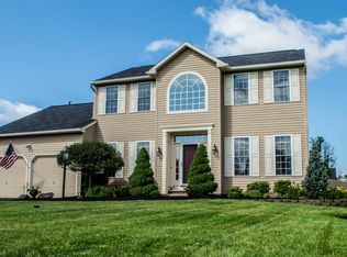 8237 Chiffon Path, Liverpool, NY 13090