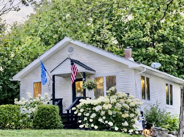 1820 W Genesee St, Lapeer, MI 48446
