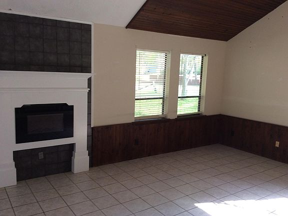 Living Room With Electric Fireplace With Heater