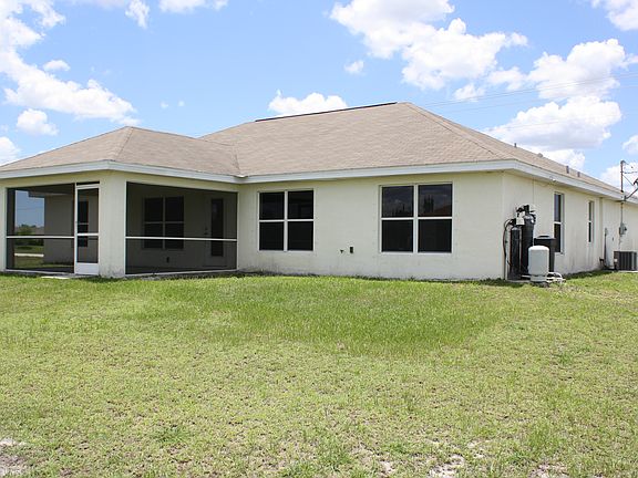 3rd image of 3621 Gator Cir