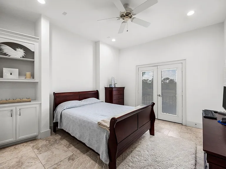 1210 Parkerhaven Ct — Photo 23