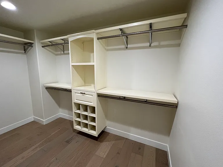 5019 Maplewood Ave #105 — Photo 20