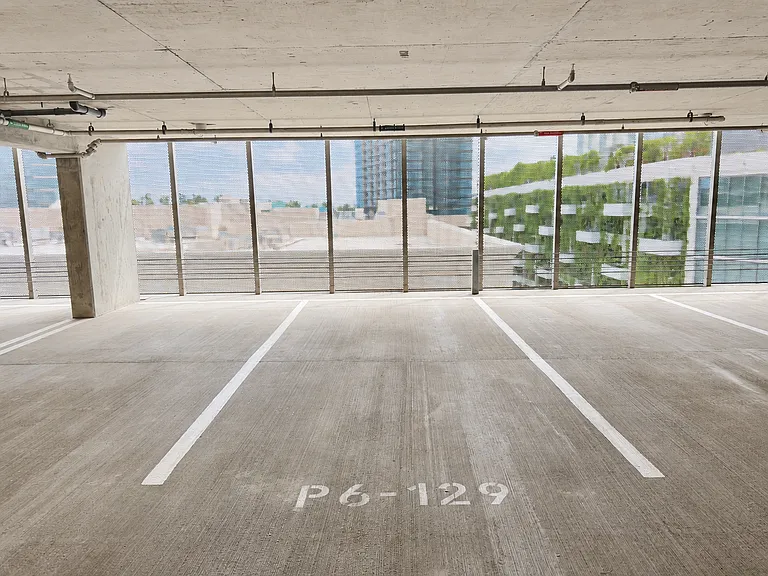 1001 Queen St #1415 — Photo 20