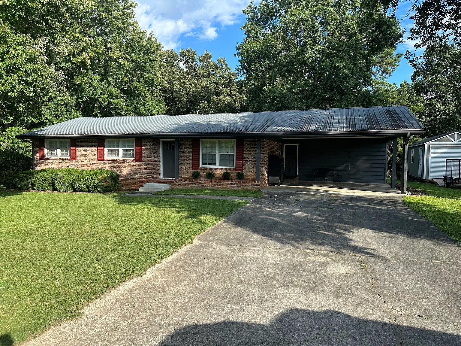 3 bed, 1.5 bath, 1277 sqft, $2,500 — Photo 4