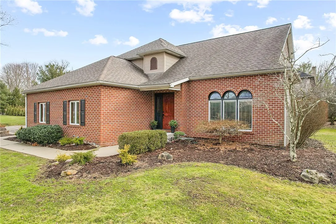 2134 Hazen Rd photo 1