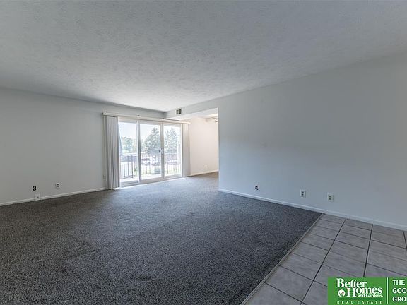 4th image of 12731 Woodcrest Plz #3-220