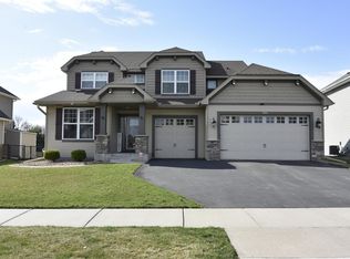 9451 69th St S, Cottage Grove, MN 55016