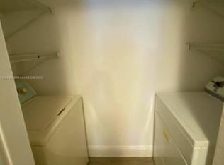 611 SW 107th Ave, Pembroke Pines, FL 33025