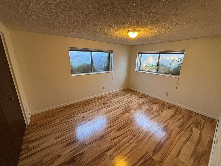 1491 W 1000 N — Photo 22