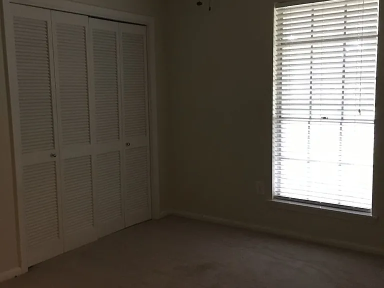 1120 Wylie Dr — Photo 8