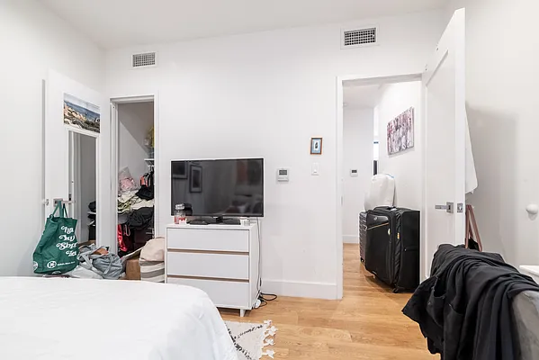 Rented by ATM Realty Service Inc | media 8