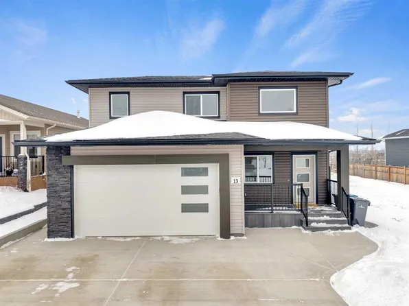 13 N Vanson Close, Sylvan Lake, AB T4S 0M3