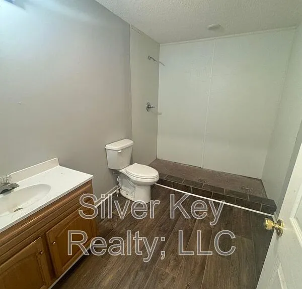 525 Scott St #1 — Photo 9