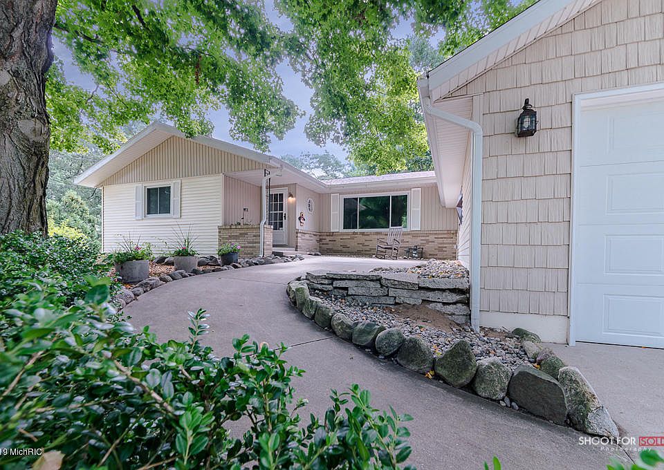 1st image of 4301 W White Lake Dr