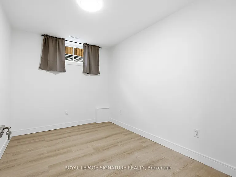 53 Bishop Ave #2 — Photo 31