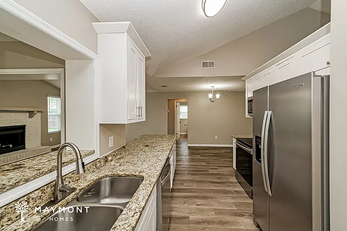 4140 Spring Way Cir — Photo 7