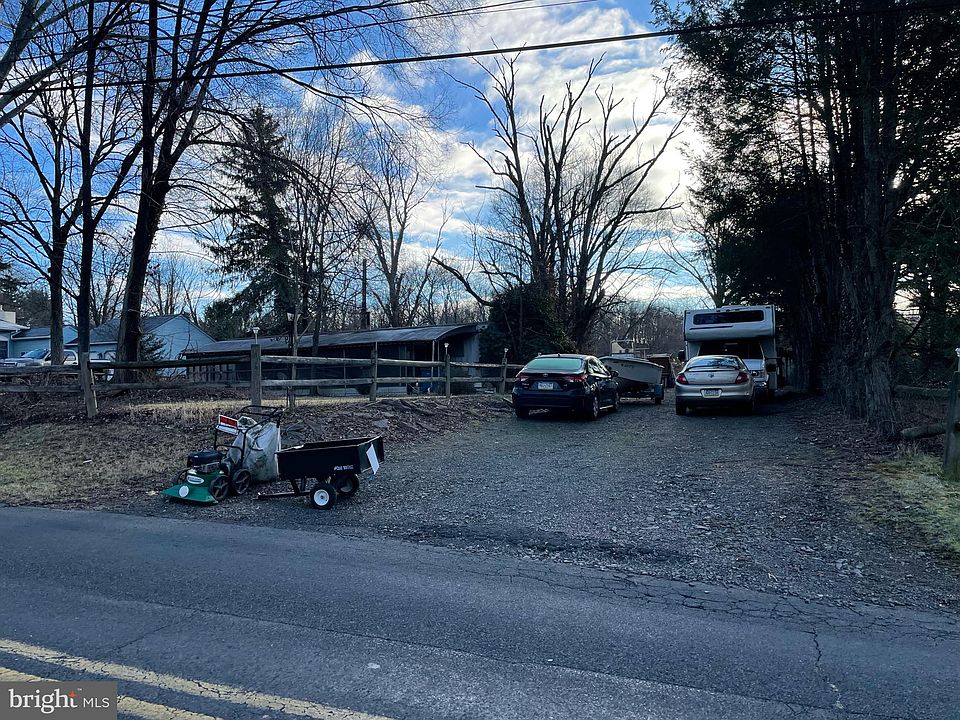 2051 Turk Rd, Doylestown, PA 18901 Zillow