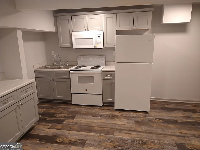3435 Stone Rd SW — Photo 4