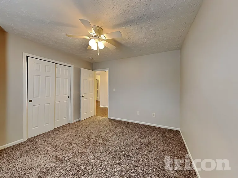 5847 Mosaic Pl — Photo 12