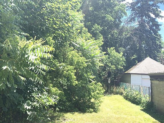 4th image of 1610 Van Vranken Ave