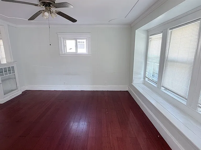 20-22 Edgemere Rd #22 — Photo 4