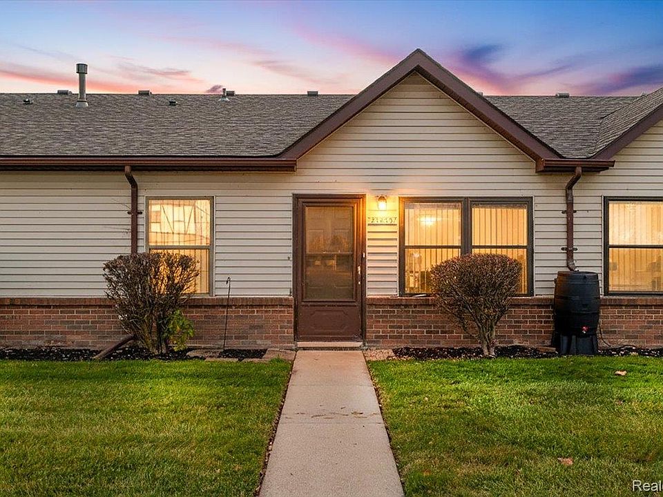 1st image of 23650 Cottrell St #18