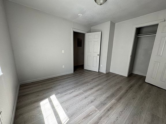 3rd image of 2509 S Blackwelder Ave