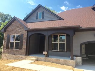 2175 Savage Creek Dr, Springfield, TN 37172