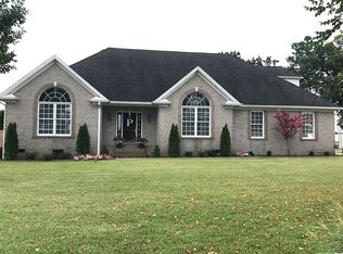 1284 Morris Cir, Hopkinsville, KY 42240