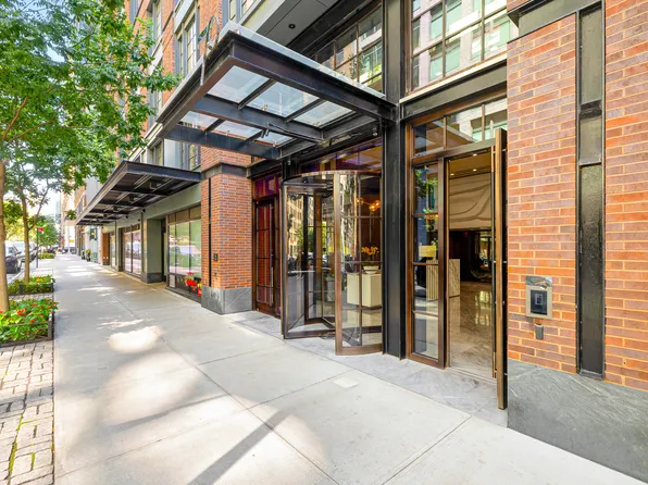 70 Charlton Street image 17 of 17