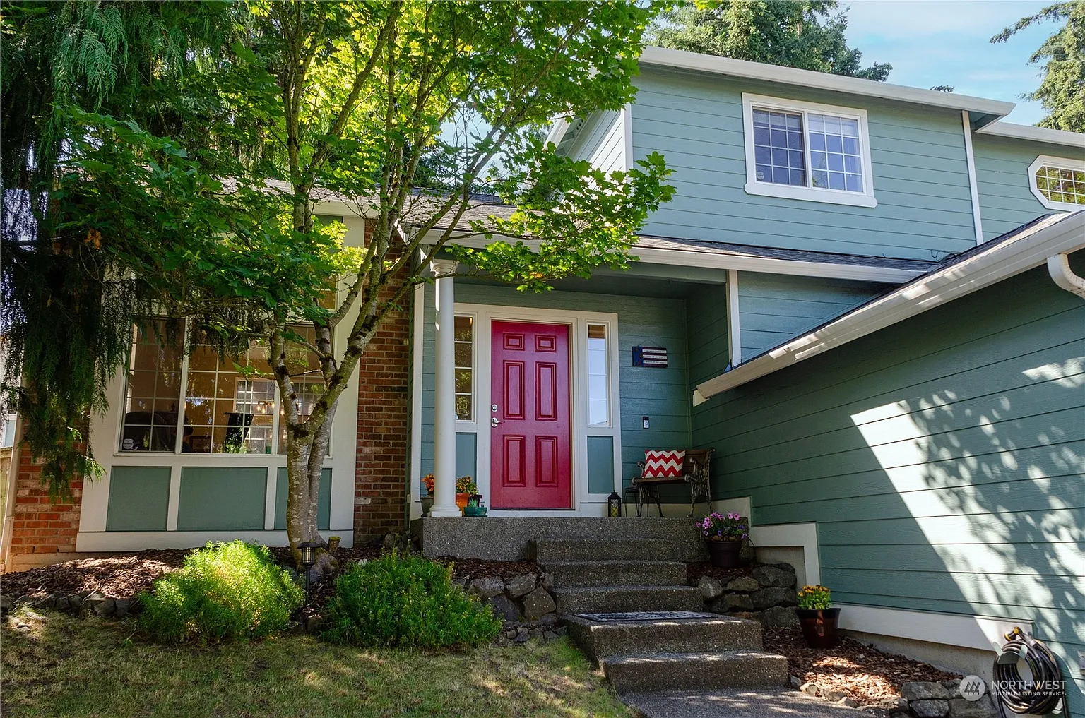 5006 Highland Drive SE photo 1