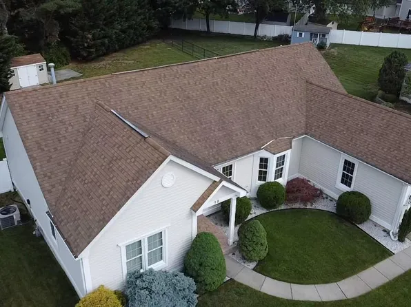 18 Bacon St, Clayton, NJ 08312
