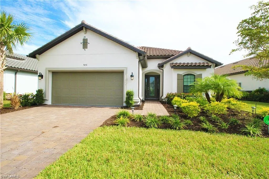3 bed, 3.0 bath, 2254 sqft, $17,000 — Photo 1