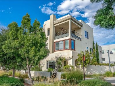 177 Frame, Irvine, CA, 92618