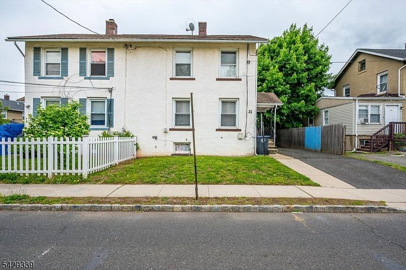 1st image of 31 Romney Rd
