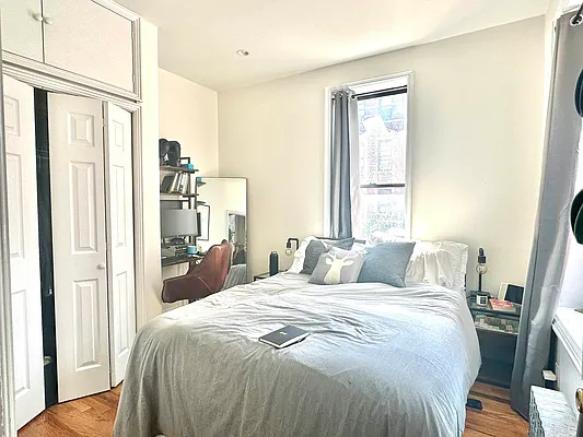 Rented by Corcoran | media 18