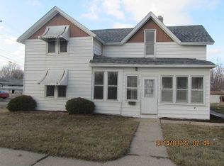 305 Randall St, Reinbeck, IA 50669