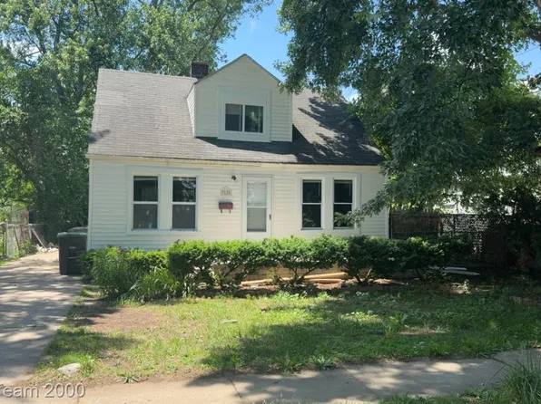 7128 Cherokee St, Taylor, MI 48180
