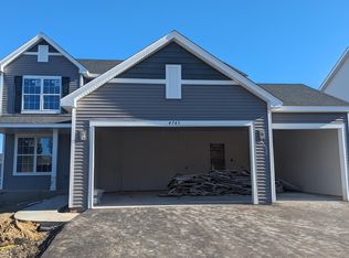 4745 Martingale Dr, Woodbury, MN 55129